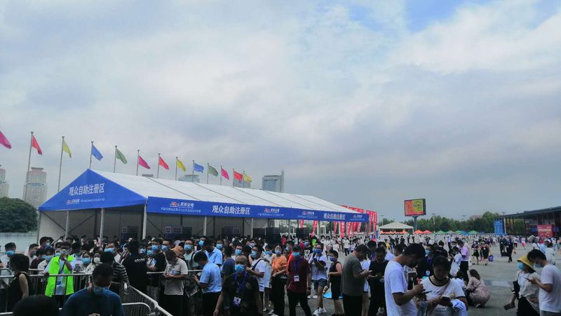 小型工业风展厅效果图：如何打造独具特色的展示空间**
