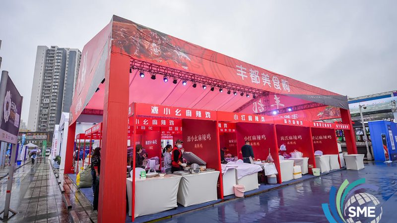 广州写真喷绘海报定制：揭秘专业背后的工艺与标准**